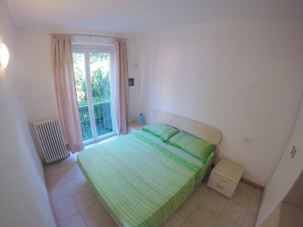 Residence White Beach Lierna Ngoại thất bức ảnh