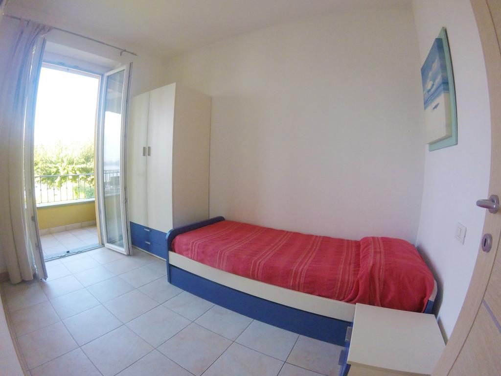 Residence White Beach Lierna Ngoại thất bức ảnh